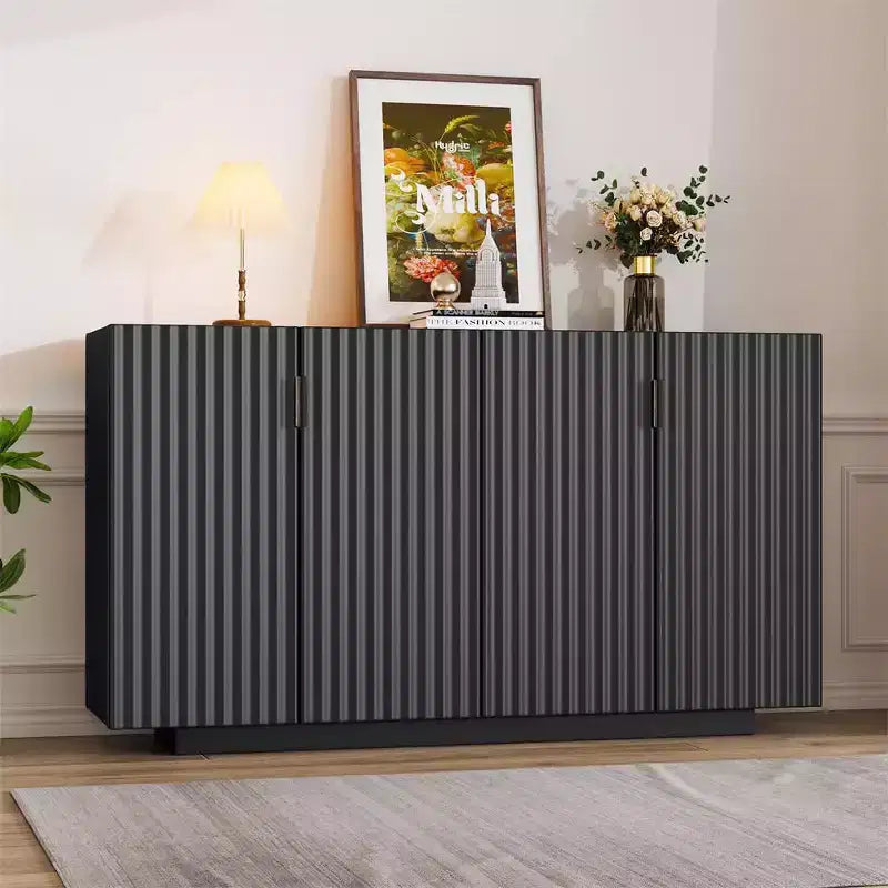 Credenza da 59.8'' con 4 ante ondulate e ripiani regolabili. Tavolo consolle per ingresso. Soggiorno. Sala da pranzo. Cucina