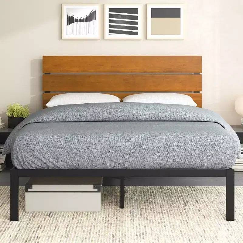 Struttura letto con base in metallo, naturale